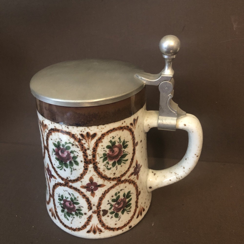 Lidded Stein With Floral Design