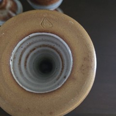 VTG Marked Studio Art Pottery Stoneware Speckled Glaze Carafe & 4 Goblet Glasses