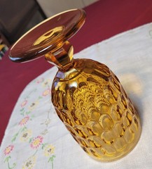 [RETIRED] 1 FENTON *Colonial Thumbprint* 6.5″ AMBER 13 oz Footed TUMBLER 1962-80