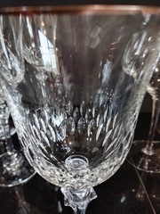 Discontinued Oneida Crystal Chateau Wine Glasses Gold Rim Set Of 7