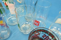 Mixed Lot of Vintage Used Coca Cola Olympics 7-Up Seasons Greetings Houze Cups D