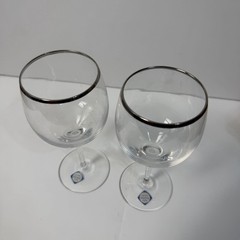 (2) Lenox Weatherly Crystal Wine Glasses with Platinum Rim 7″ Tall NICE