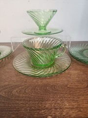 SPIRAL ANCHOR HOCKING GREEN DEPRESSION GLASS EIGHT PIECE SET