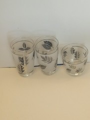 Vintage Libbey Set of 3 Frosted Silver Leaf MCM 5.25″(2) &( 1) 4″ Glasses