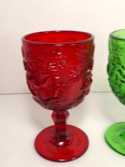 Pair Vtg Madonna Inn «Flat Rose» Green Red LG Wright Glass Goblet 6.5 inch