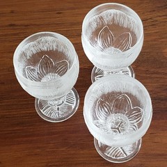 Pioni (Peony) 3 shot Glasses Oiva Toikka Nuutjärvi littalia Finland~1970s