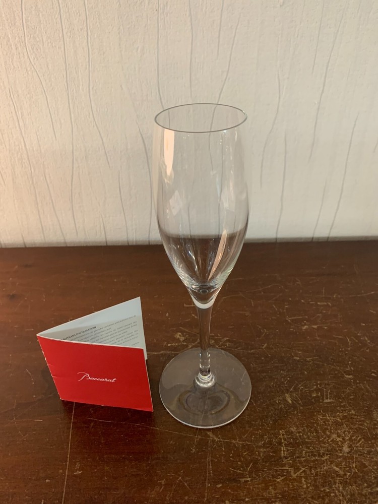 8 Crystal Champagne Flutes from Baccarat (Price per Unit) Model1