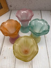 Vtg 1950s Libbey Ka-Dinks Frosted Parfait Glasses Set of 4 Pastel Ombre MCM Cups