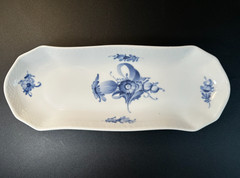 Gorgeous ROYAL COPENHAGEN Blue Flowers Braided Large Sandwich Tray, 14 1/2 in