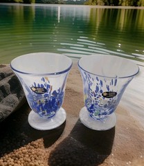 Set Of 2 White Cristal Confetti Footed Glasses Hand Made Italy 10oz Murano Style