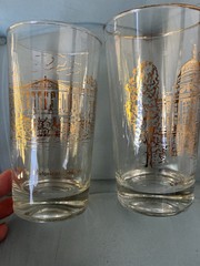 Set Of Two Vintage Buffalo NY Landmark Souvenir Glasses Tumblers Gold Trim