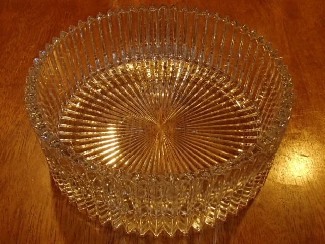 Clear Glass Candy Dish Accordion Edge Heavy 8″ diameter