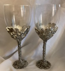 TWO(2) PEWTER GRAPE PATTERN STEM WINE GOBLETS BY ETAIN ZINN SEAGULL TG56 1997