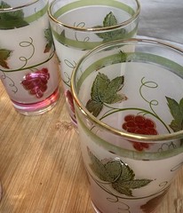 Vintage Libbey Largo Frosted Grapevine Gold Rim Juice Glasses Set of 5