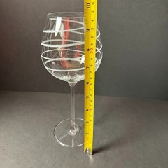 Mikasa Cheers 16 oz Etched Crystal Red Wine Glass Spiral Pattern
