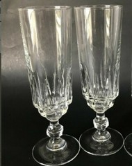 Set 2 Cristal D’arques/Durand CRA33 Vertical Design Knob Stem Fluted Champagne