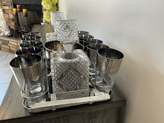 Vintage Dorothy Thorpe Fourteen Piece Set Clear Fades To Silver From 1950