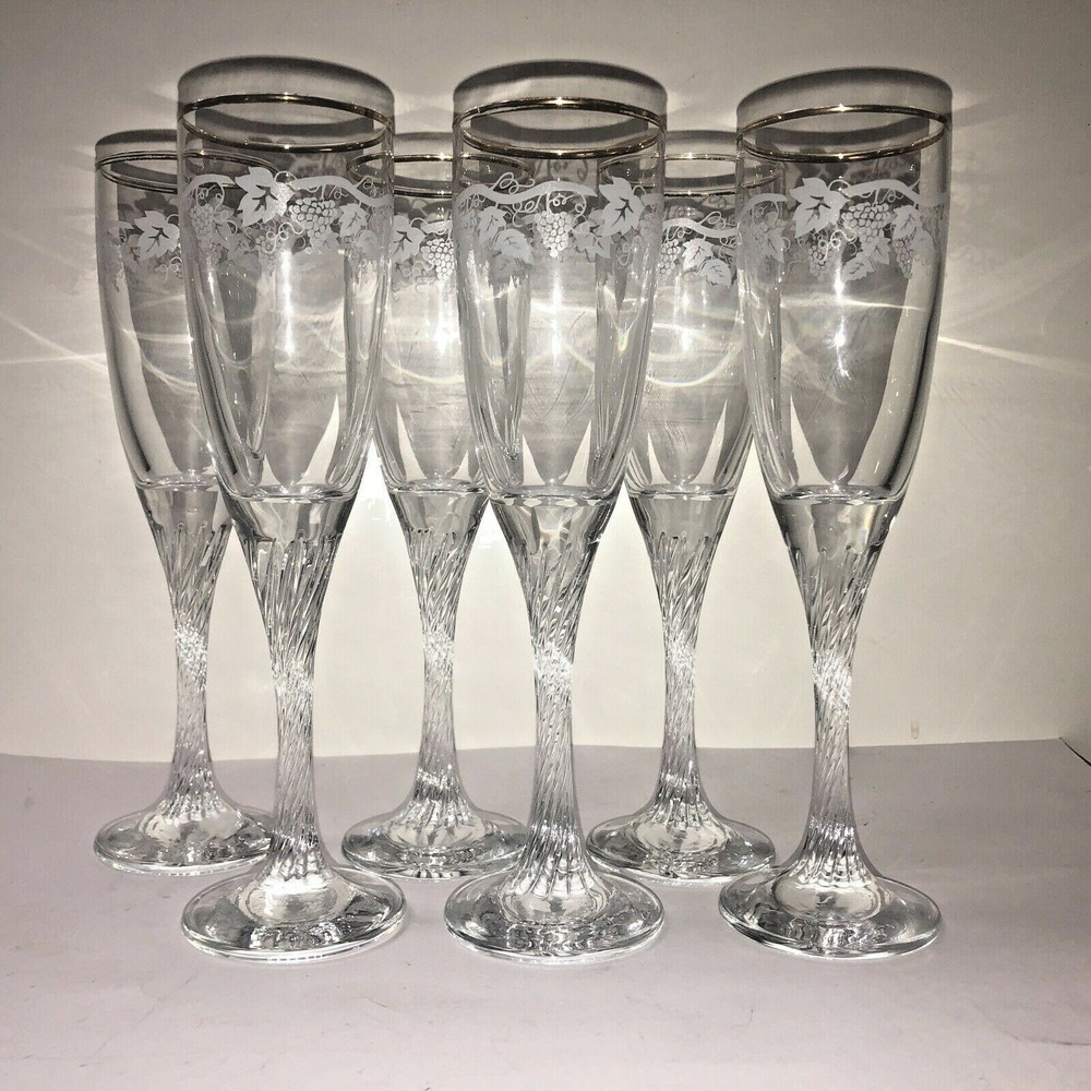Set of 6 Pieces Cut Etched Crystal Champagne Glasses Grapes & Leaves Gold Rim