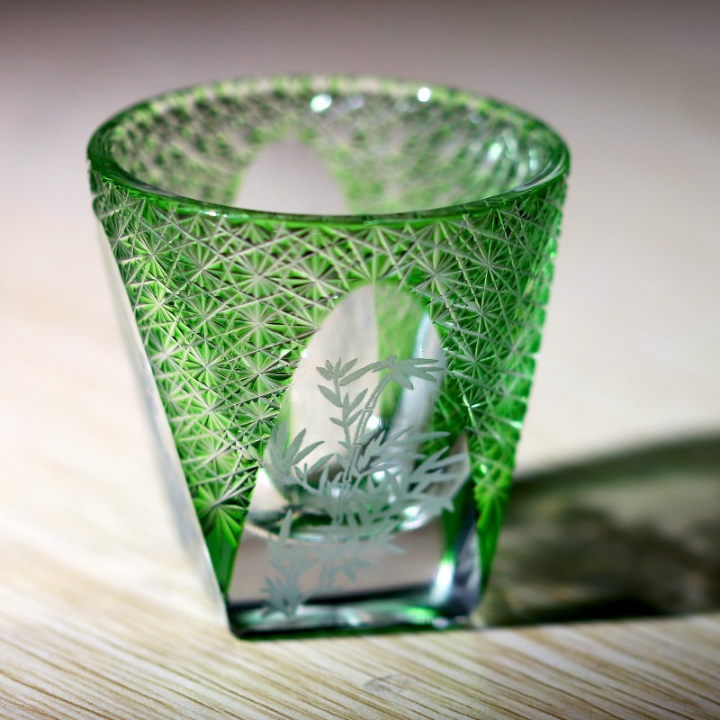 Lasering Chinese Style Hand Cut To Clear Green Sake/Shot Glass For Spirits 1oz
