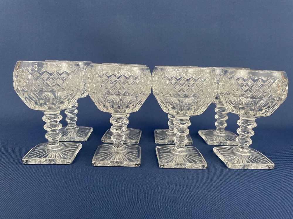 8 vintage Mid-Century Modern clear pressed wine glasses square foot 1940s 1950s