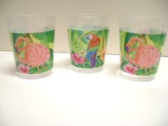 4 1/4″ tall PINK FLAMINGO, Parrot+ Macau Plastic Drinking Cups/Glasses Set of 3