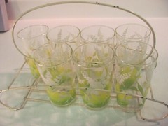 Glass White Green Snapdragon Tumblers Caddy Cocktail MCM Vintage 8 Carrier