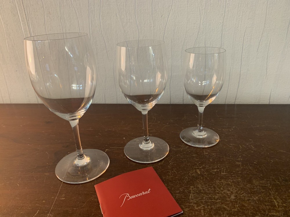 Perfect Service in Baccarat Crystal (price for 36 pieces)