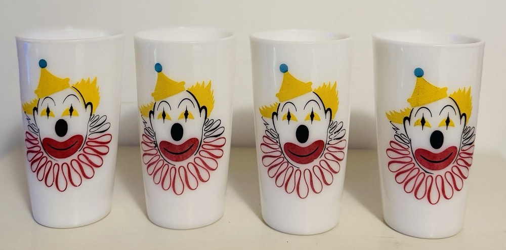 Vintage Hazel Atlas Clown Face White Milk Glass Drinking Tumbler 1950s Set Of 4