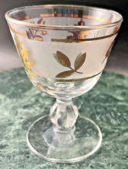 Vtg MCM Libby Gold Leaf Frosted Cordial Goblet Bar Glass 4″ x 2 3/4″ Priced Each