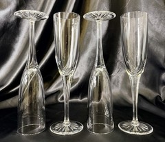 Set Of 4~Clear Crystal Champagne Glasses~6 Sided Stem~16 Point Cut Star On Base