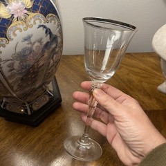 Pair Of Oscar De La Renta Crystal Lafayette White Wine Glasses Platinum Rim 1980