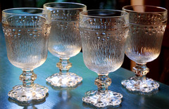 Vtg Set 4 CLEAR BUBBLE FOOT Footed Wine/Juice Glasses BARK TEXTURE Italy 1960s