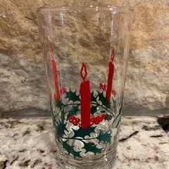 Lot of 4 Vintage 1960’s MCM Christmas Tumblers Glasses Green Holly Red Candles