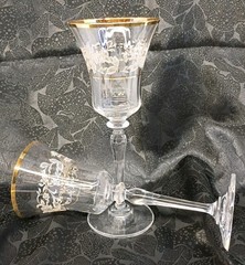 (2) Mikasa Vintage Antique Lace Crystal Water Goblet Set Floral Gold Rim