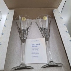 Princess House #892 Set of 2 Lead Crystal Tall Toasting Champagne Flutes 9.5″