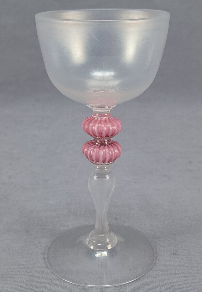 Antique Steuben Shape 3117 Verre-De-Soie Melon Knops 4 3/4 Inch Wine Glass