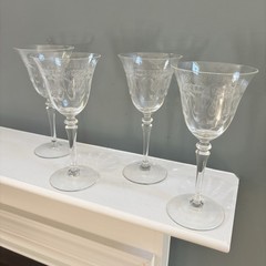 Art Deco Set of 4 Long Stemmed Etched Wine Glasses Barware Rare Geometric Design
