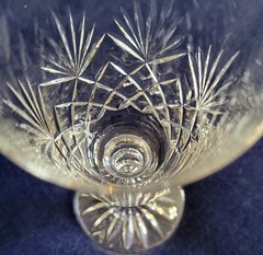 Set of 4 VTG Cut Crystal 6″H, 2.75″D Sherry/Wine Glasses Pineapple & Fan Pattern