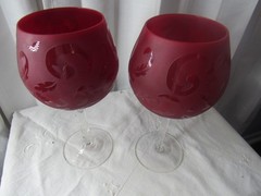 2 Coldwater Creek Red Etched Copa Balloon Wine Glasses Scroll & Leaf