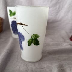 Three Bartlett Collins Gay Fad Grapes 5” White 10 Ounce Drinking Glasses