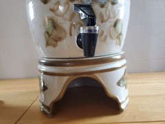 Louisville Stoneware Drink Dispenser & 12 Cups Binet School Disabilities JCPS KY