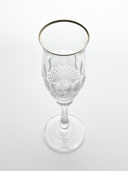 Mikasa “Gold Crown” Set of 4 Crystal Fluted Champagne Glasses 8 1/2” 6oz