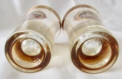 VTG Italian Cordial Liqueur Glasses Pair (2) Gold Gilt Romantic Scene 3.5″ Tall