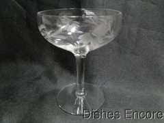 Clear w/Gray Cut Flowers & Leaves: Champagne / Sherbet (s) 4 1/2″, As Is, CR#088