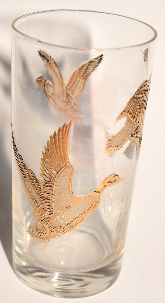 Vtg Libbey Glass Golden Mallards 5.5″ Highball Tumbler MCM Embossed Gold FreeS&H