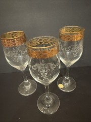 Set Of 3 Bernini 24K GOLD Trim Etched Blown Crystal Wine Glasses Italy 8” Tall