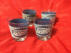 Currier & Ives Blue and White Old Fashioned Carriage Set of 4—6 oz. 3 1/4″ tall