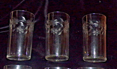 6 Vintage Clear Etched Drinking Glasses 4 1/2″ Tall