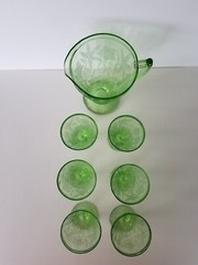 Poinsettia Pitcher & 6 Footed Tumblers Jeanette Green Vaseline Depression Glass