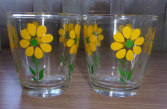 Hazel Atlas yellow daisy vntg 1950’s 1/2 pt sour cream glasses 3.25″ pair EUC